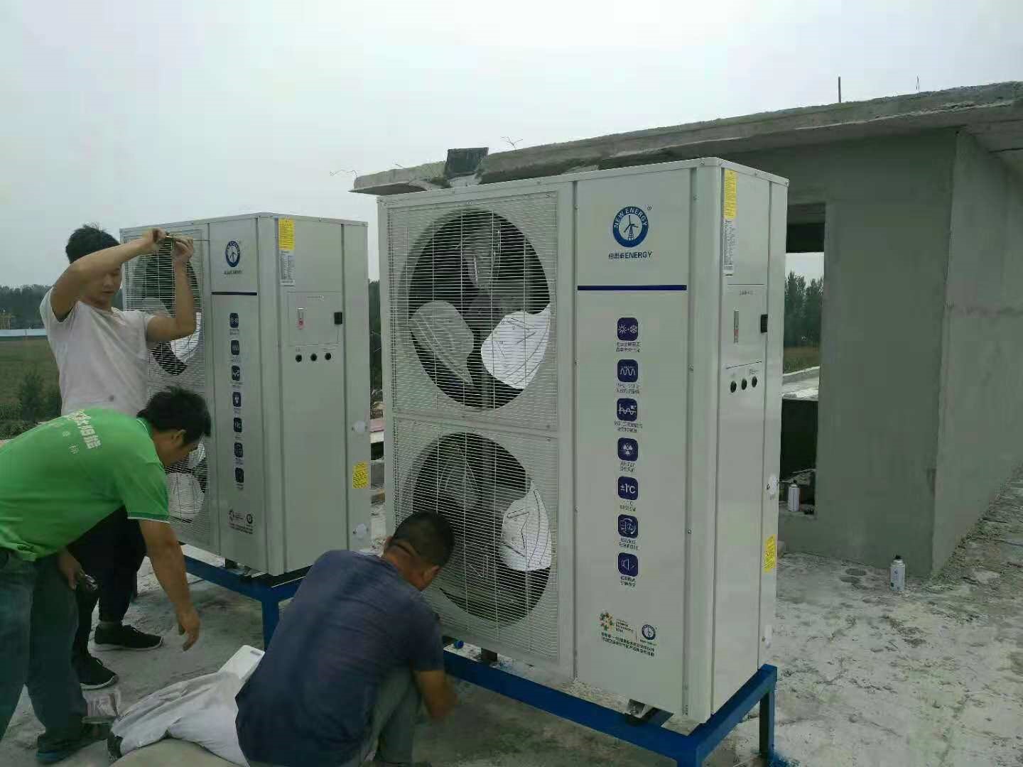 纽恩泰空气能热泵采暖